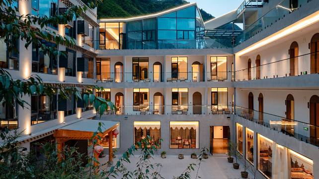 黑水诺尔斯基.森屿枕雪|林海秘境山野美宿图片