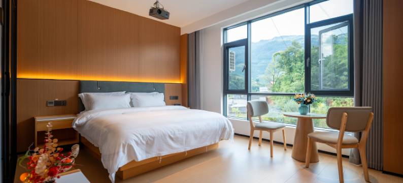 镇康金都酒店图片