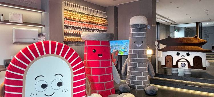 景德镇地标文创陶邑龙珠酒店(陶阳里景区人民广场店)图片