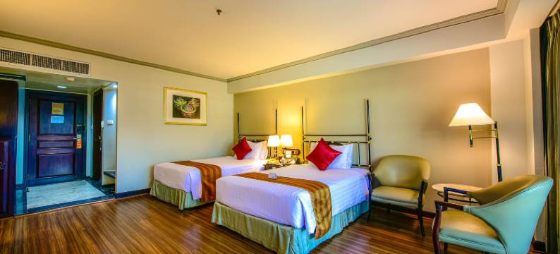 普吉岛芭东度假酒店(Patong Resort Hotel)图片