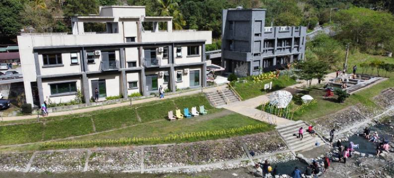 安通溪畔温泉民宿图片