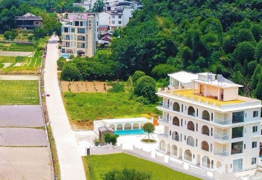 云歌酒店（阳朔遇龙河国家旅游度假区店）外景图