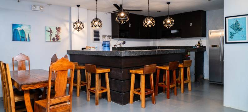 RedDoorz at Kopinos Tourist Inn Hotel图片