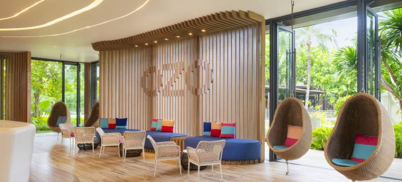 普吉岛遨舍度假酒店(OZO Phuket)图片