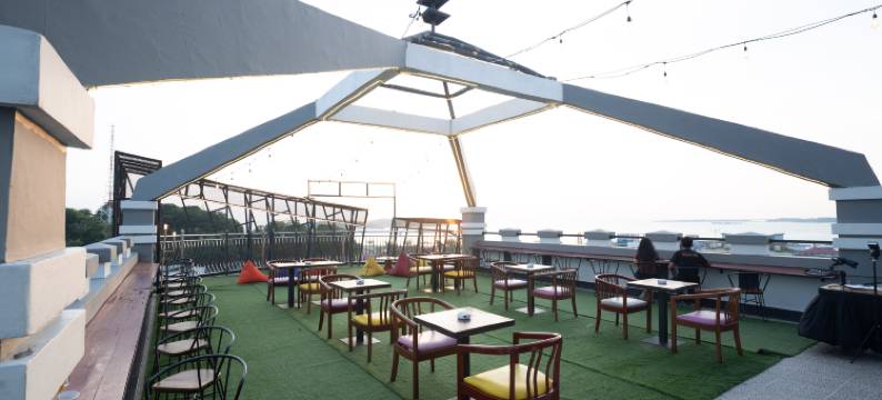 民丹拉古娜日夜酒店(Nite & Day Laguna Bintan)图片