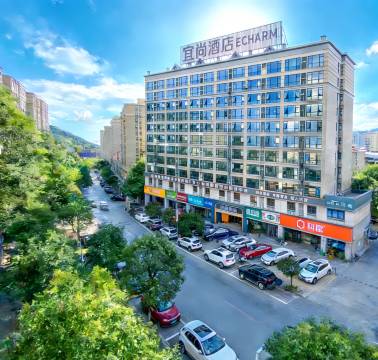 宜尚酒店(长沙岳麓山湖大财院校区店)