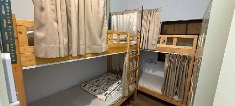 Living in the mountains图片