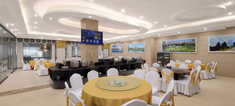 东兴金色海岸大酒店(高铁站店)图片