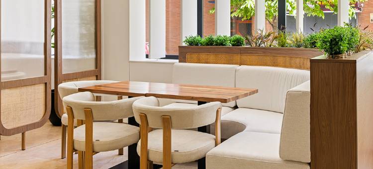 萨拉戈萨洛斯因莱斯民宿(B&B Hotel Zaragoza Los Enlaces Estación)图片