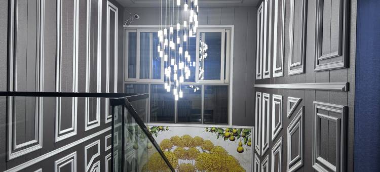 荥经财富主题酒店图片