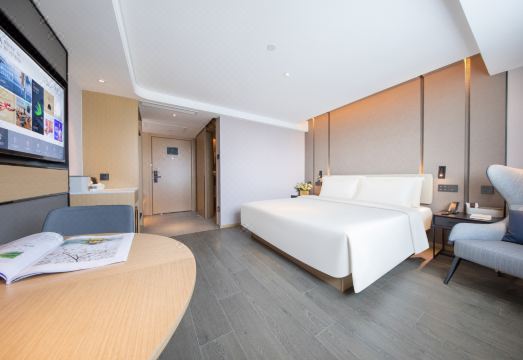 Atour Hotel Shanghai CBD Hotel Overview