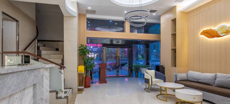 艺龙瑞云酒店(南通星湖101广场店)图片