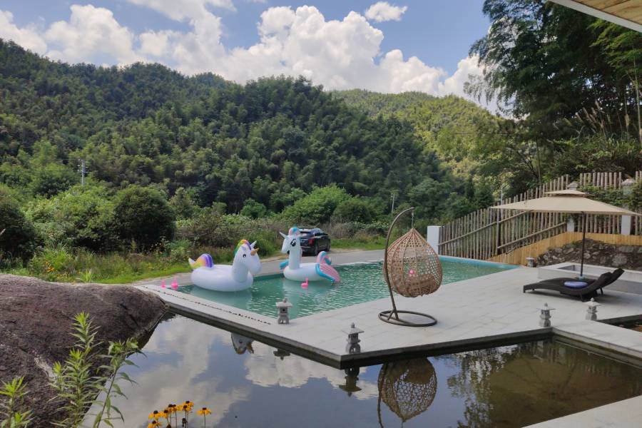 山又山梅嶺山居
