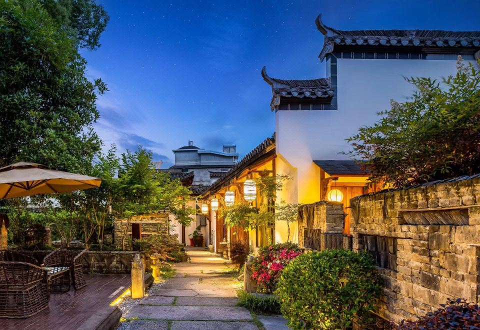 UPCLOUD·SHEDEMOYUN VILLA Over view