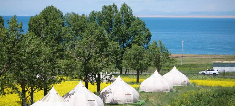 青海湖呷布哒野奢露营民宿图片