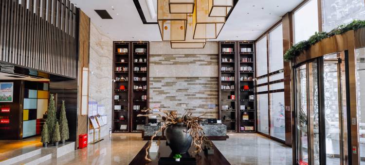 丽呈睿轩酒店(滨海新区滨海高铁站店)图片