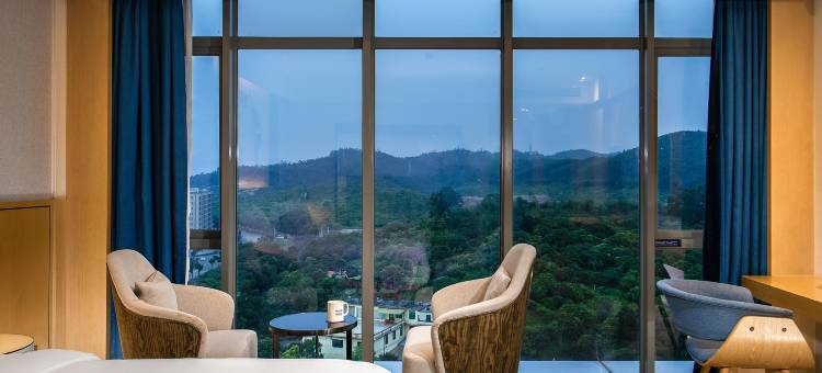 凯里亚德酒店(广州白云机场花东店)图片