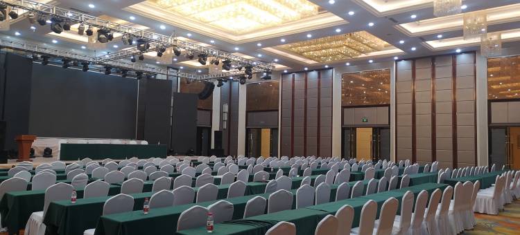 乌审旗勇泰朗景酒店图片