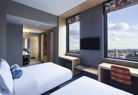 Aloft Long Island City-Manhattan View Hotel Overview