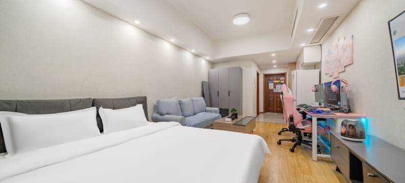 挽安电竞公寓(城北万象汇万寿地铁站店)图片