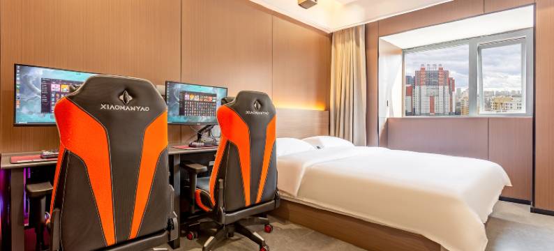 均墨电竞酒店(洛阳火车站店)图片