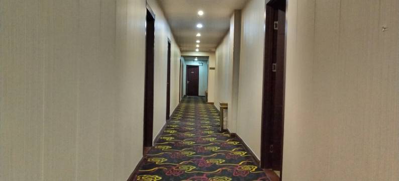 雅居商务宾馆(丹阳中山路店)图片