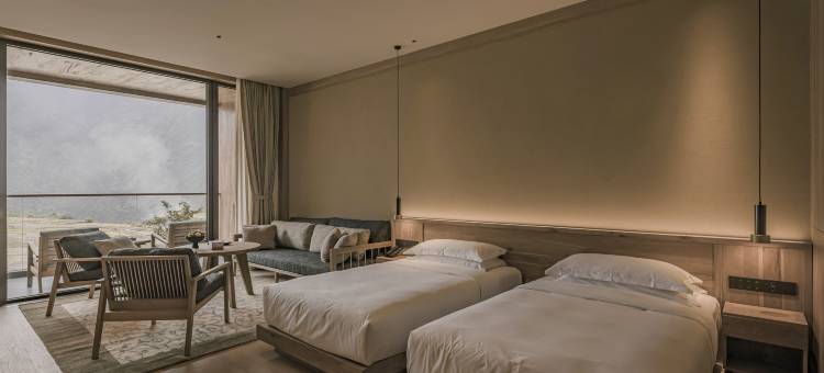 松赞丙中洛山居图片