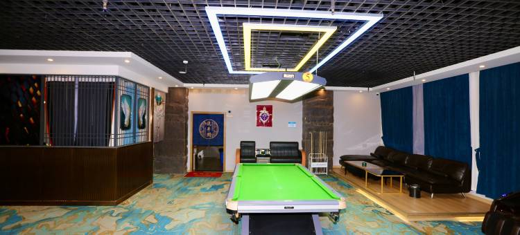 久治玉澳酒店图片