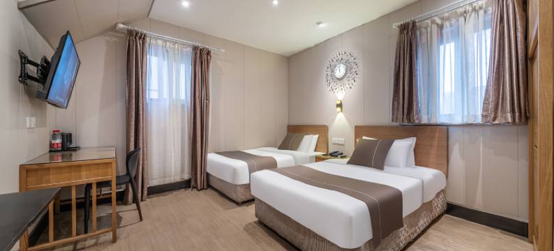 豪泰158经济型时尚旅店(上海南京路步行街人民广场地铁站店)图片