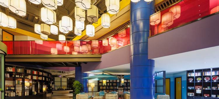 喜鹊愉家旅馆(龙门高铁站隋唐植物园店)图片