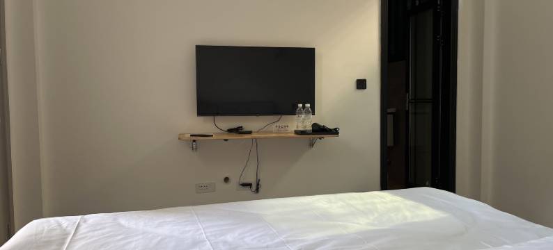 南·寻回忆民宿(旧州古镇店)图片