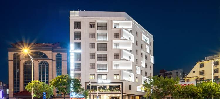 24H COLOR酒店(惠州金山湖公园店)图片