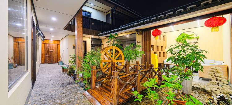 椿湫一梦·百年夯土文化四合院民宿(云水谣水车店)图片