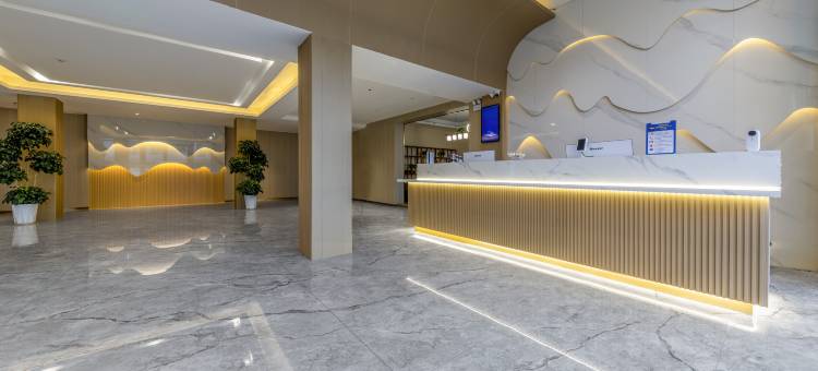 艺龙瑞云酒店(乌兰察布丰镇火车站店)图片