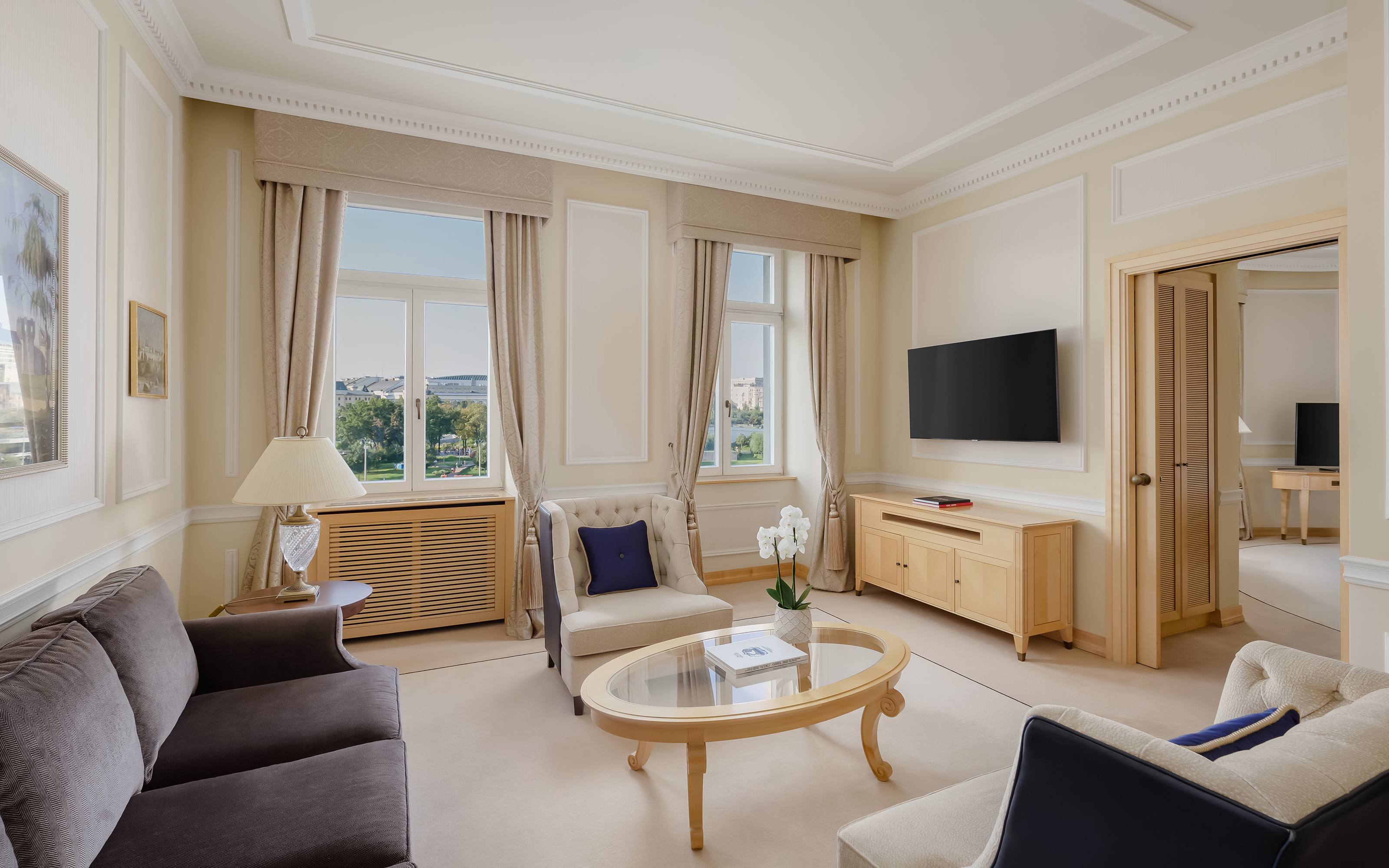 Baltschug Kempinski Moscow Over view