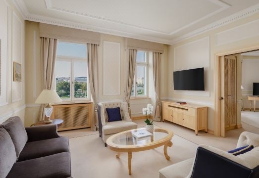 Baltschug Kempinski Moscow Hotel Overview