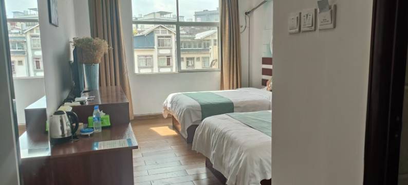 普洱琴悦酒店(普洱高铁站店)图片