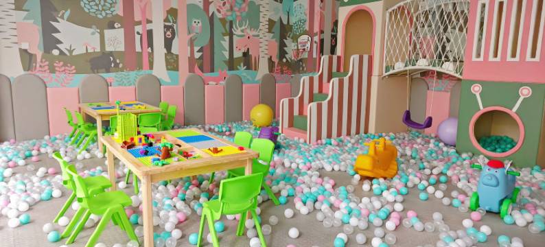 鹤庆鑫鹤国际酒店图片