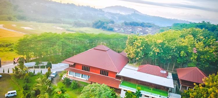 马格朗卡苏阿里异国度假村(Kasuari Exotic Resort Magelang)图片