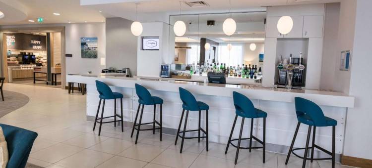 伯恩矛斯希尔顿欢朋酒店(Hampton by Hilton Bournemouth)图片