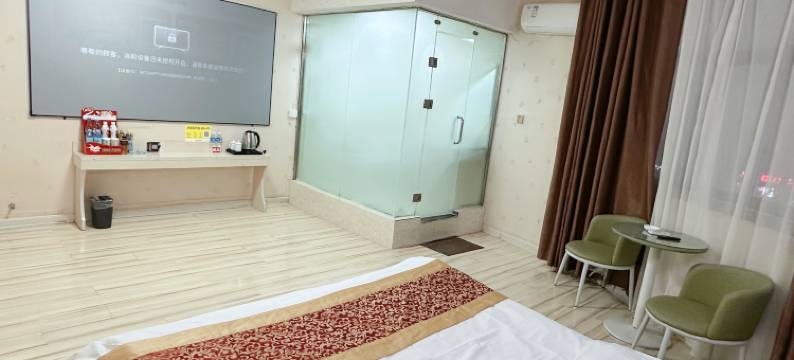 周口鸿运酒店(客运中心站五一广场店)图片