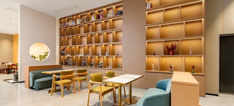云舍酒店(景德镇北站店)图片