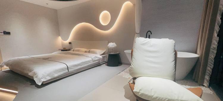 院子里·美高YZL海景轻奢美学民宿(连岛景区店)图片