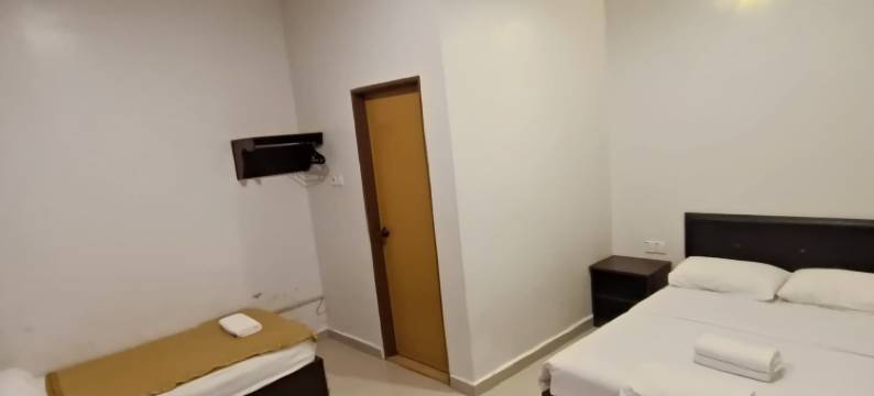 CK HOTEL, LUMUT图片