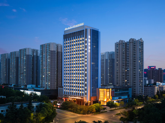 美丽豪酒店(西安凤城四路霸城门地铁站店)
