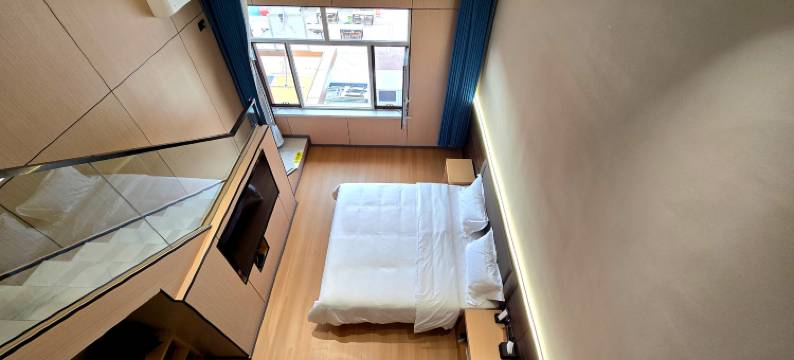 观山乐轩酒店(七彩丹霞店)图片