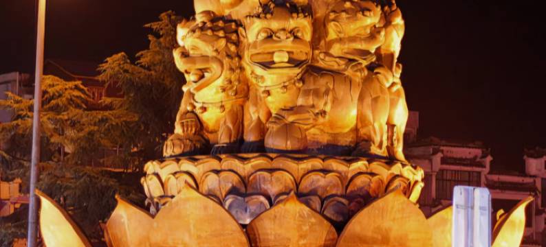 曼珀·轻奢全景酒店(黔西高铁站黔西一中店)图片