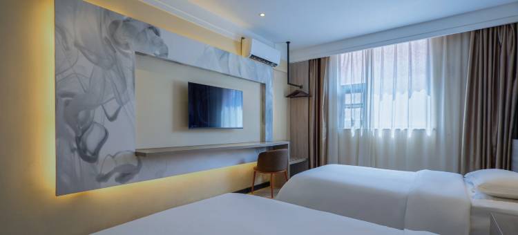 锐思特酒店(安阳火车站文峰塔步行街店)图片