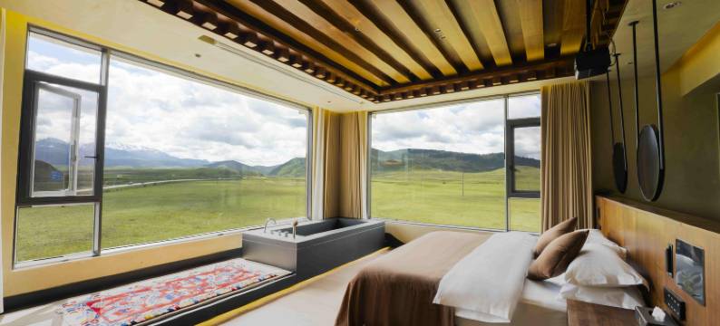 康定塔公菩提亚庄园(塔公草原店)图片