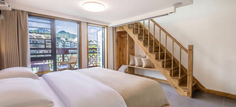 镇远云河河景民宿(镇远古镇店)图片